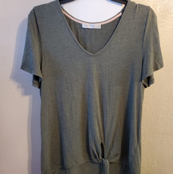 Summer & Sage Womens Blouse - Picture 4 of 9